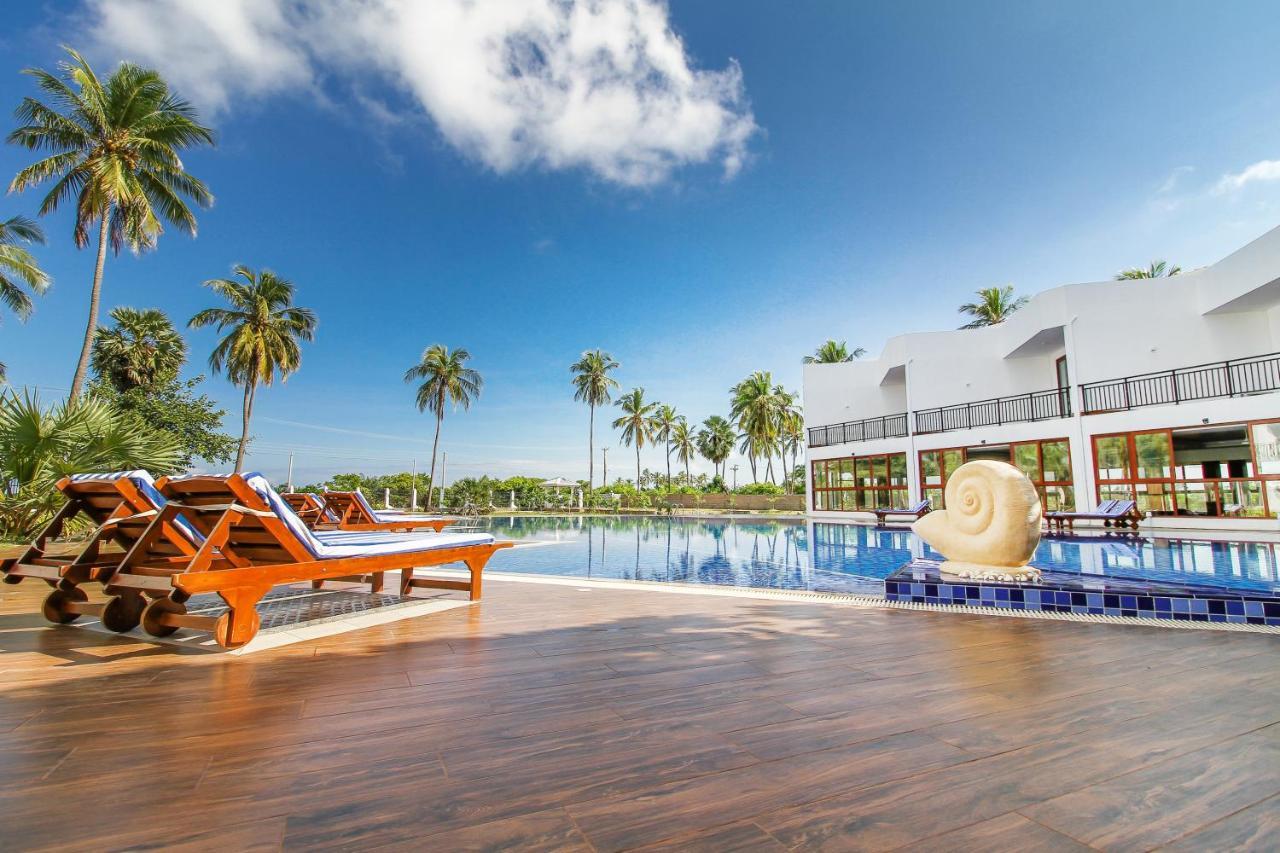 Capital Wind Kalpitiya "Wind Beach" Екстериор снимка